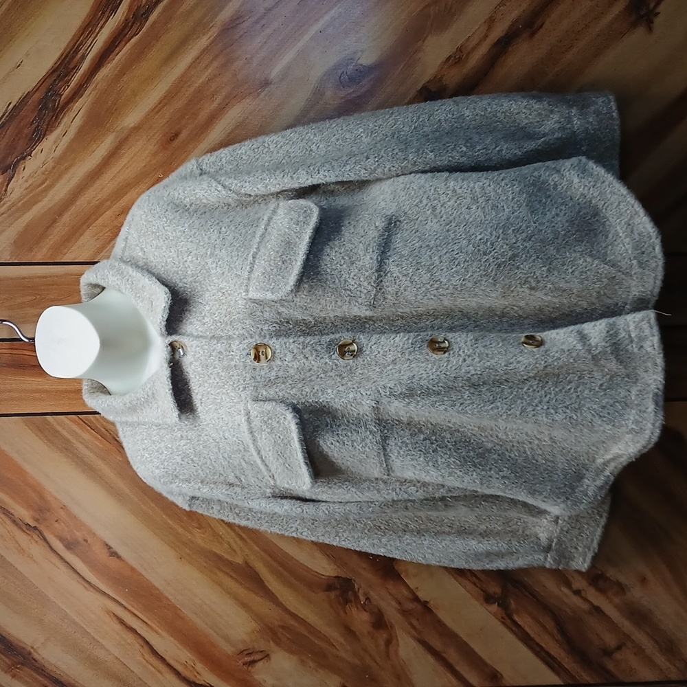 Elie Tahari Light Beige Fleece Shacket Size Large